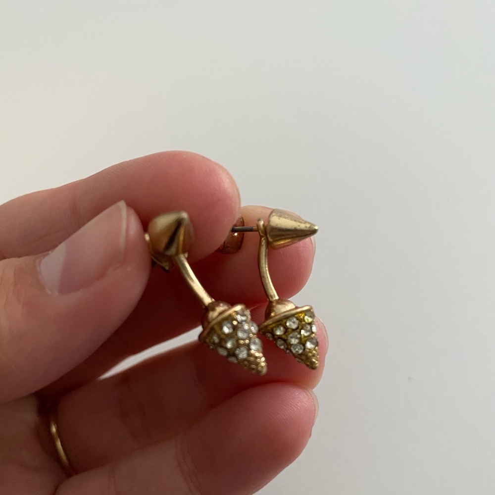 ⚠️3/10 Earrings